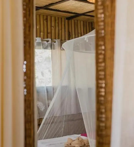 デラックスバンガロー, Amami Beachfront Villa With Private Beach