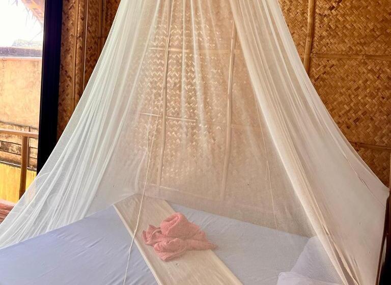 بانگلوی استاندارد با چشمانداز دریا, Amami Beachfront Villa With Private Beach