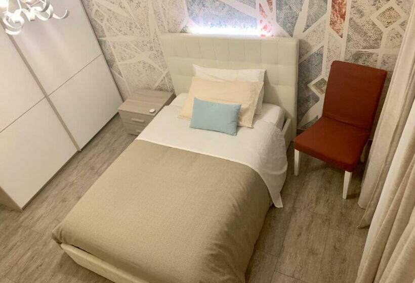 Номер Стандарт Индивидуальный с Балконом, B&b Nearby Malpensa