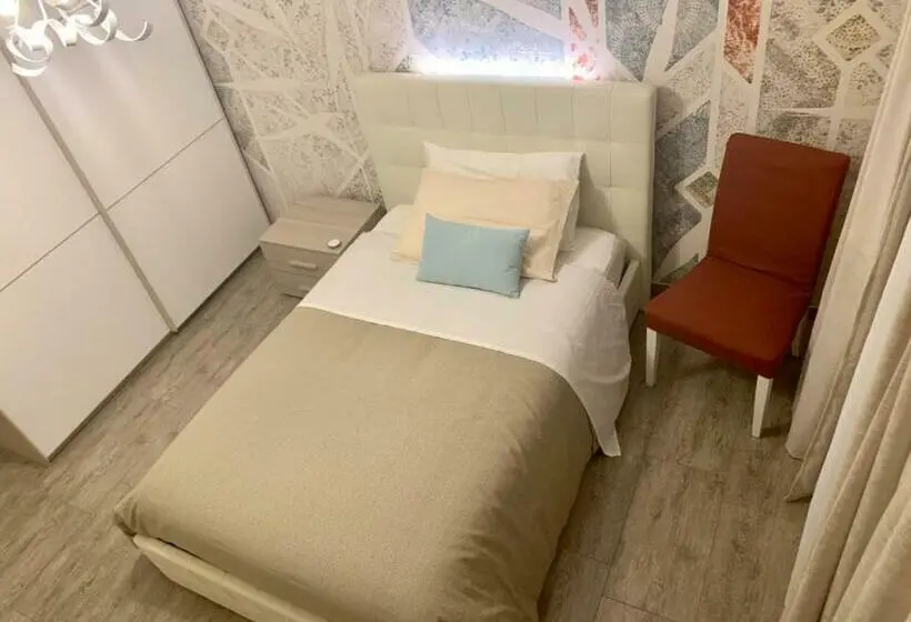Standard Yhden Hengen Huone Parveke, B&b Nearby Malpensa