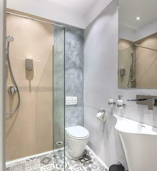 غرفة قياسية, Casa Sedra