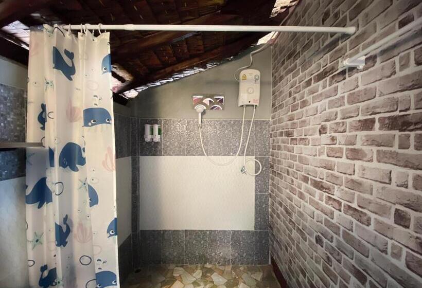 بنجلو قياسى, Cha Cha Bungalow