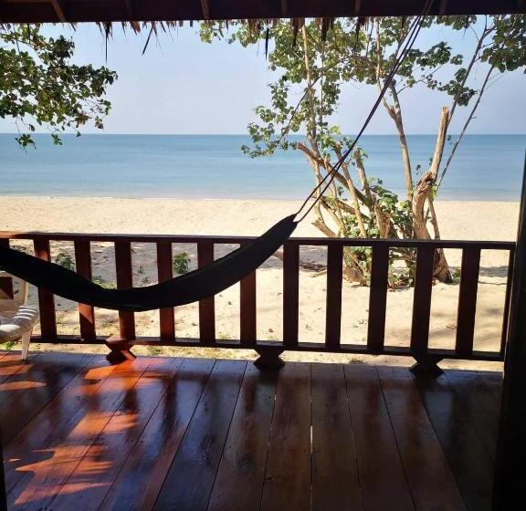 بنجلو عائلى, Cha Cha Bungalow