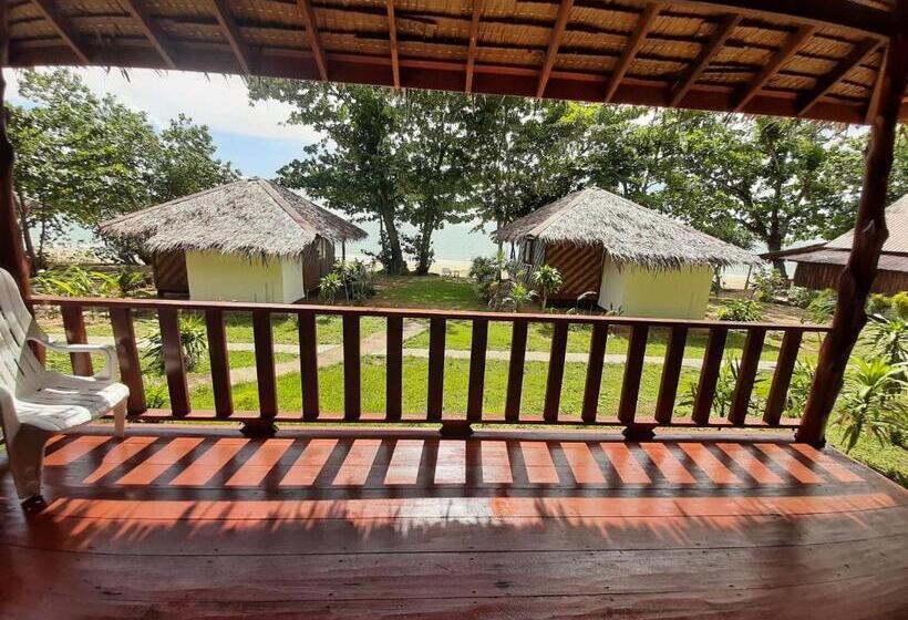 بنجلو قياسى مطل على البحر, Cha Cha Bungalow