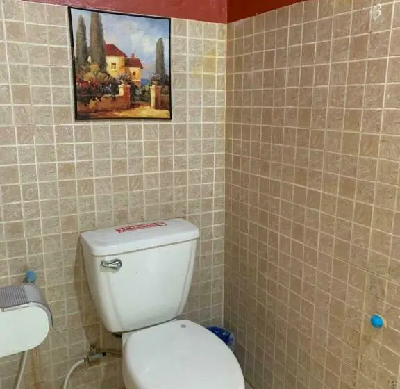 スタンダード4人部屋, บ้านวนัชชา รีสอร์ท