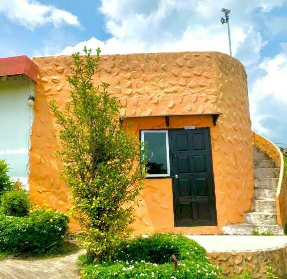 标准三人间, บ้านวนัชชา รีสอร์ท