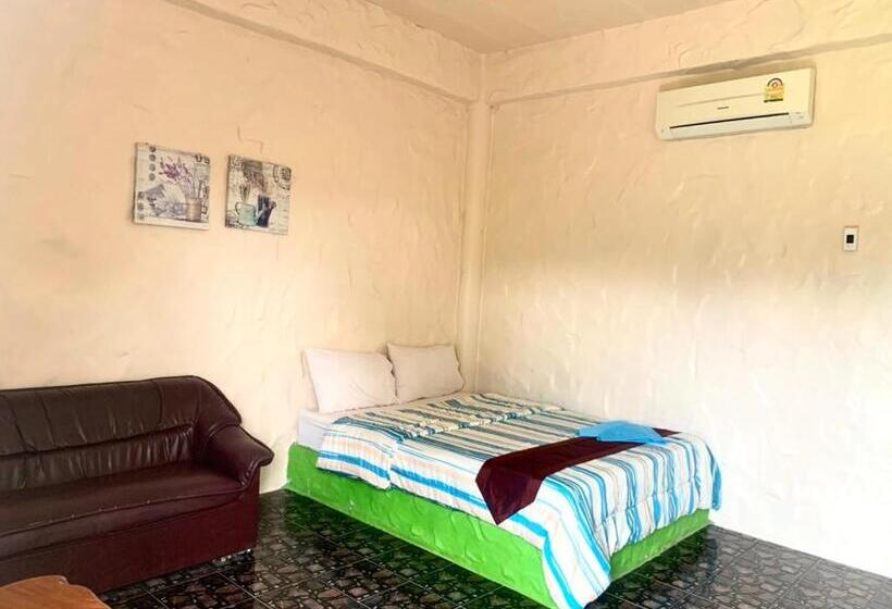 标准房带园景, บ้านวนัชชา รีสอร์ท