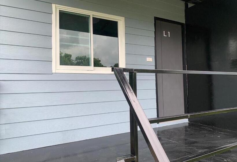 带大床的标准间, บ้านวนัชชา รีสอร์ท