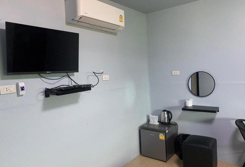 带大床的标准间, บ้านวนัชชา รีสอร์ท