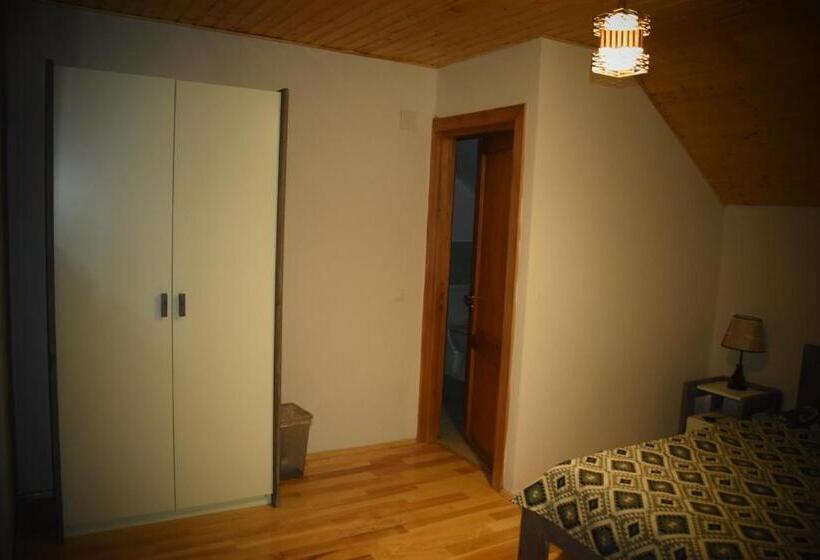 חדר סטנדרט, Casa Smeilor Horezu