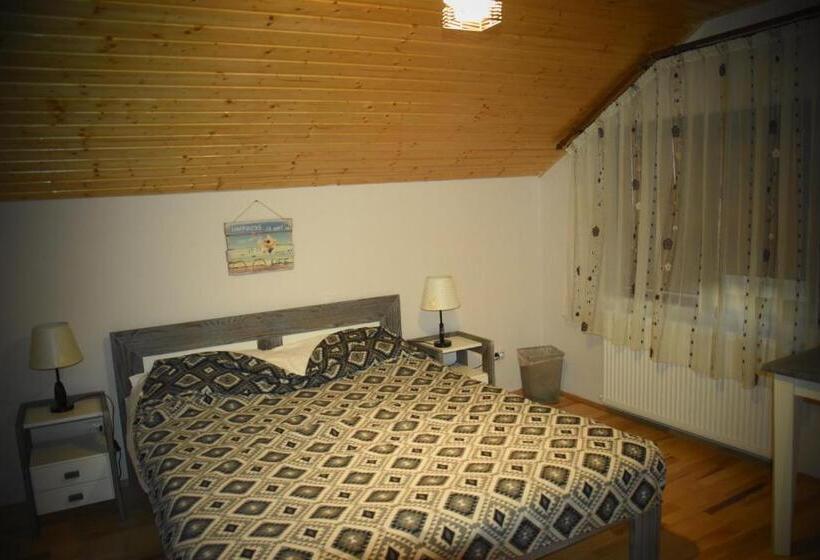 חדר סטנדרט, Casa Smeilor Horezu