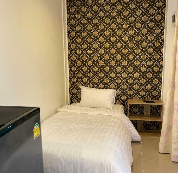 스탠다드 룸 킹사이즈 침대, Golf House