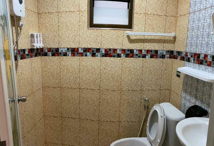 스탠다드 룸 킹사이즈 침대, Golf House