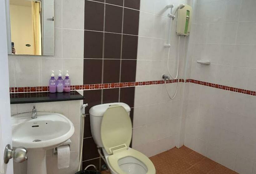 اتاق استاندارد با تخت بزرگ, Golf House