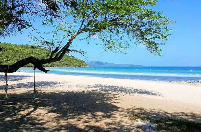 스탠다드 룸 킹사이즈 침대, Golf House