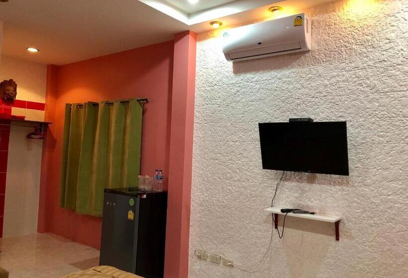 수피리어 트리플 룸, Golf House