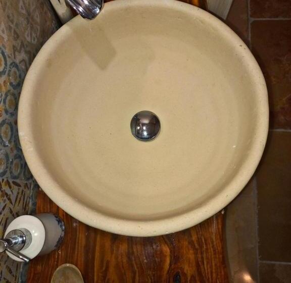 Семейный Номер, Masseria Santu Lasi