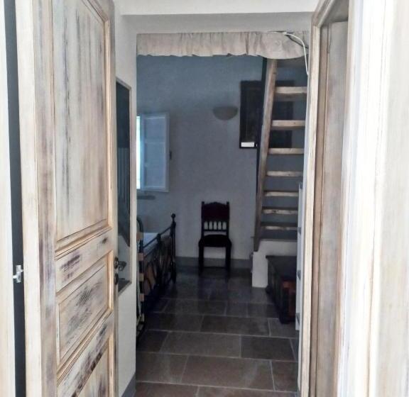 Семейный Номер, Masseria Santu Lasi