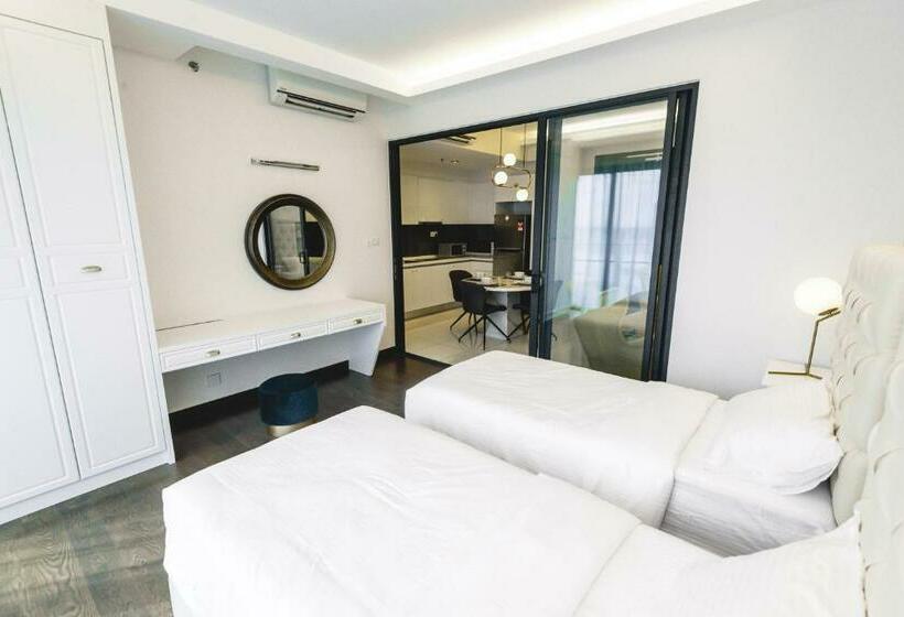 חדר סופריור נוף לים, Stay @ Almas Puteri Harbour