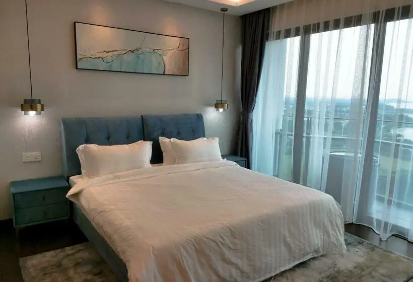 海の見えるスタンダードスタジオ, Stay @ Almas Puteri Harbour
