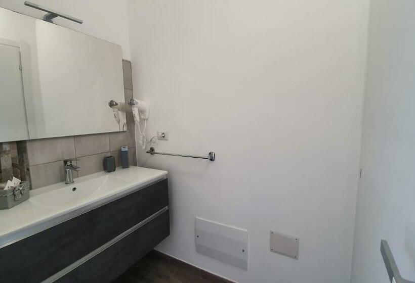 חדר דלוקס, B&b Dea Madre