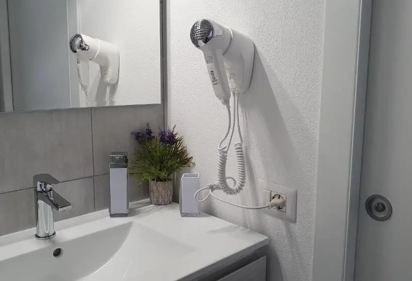 Standard-huone Parveke, B&b Dea Madre