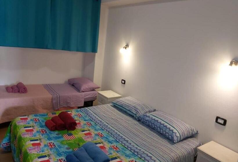 اتاق استاندارد سه نفره, Blu&blu