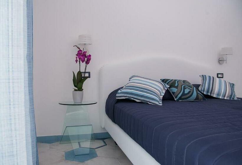 اتاق استاندارد با چشم‌انداز باغ, La Gemma Di Ravello