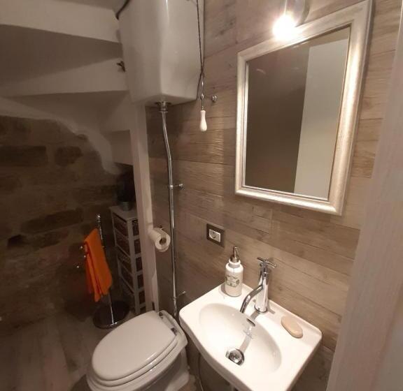 غرفة قياسية سرير كينج, La Rosa Di Francesco Inn