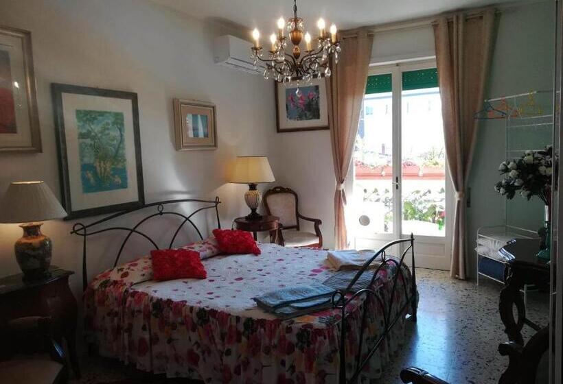 Standard room with outdoor bath, Domus Aurea