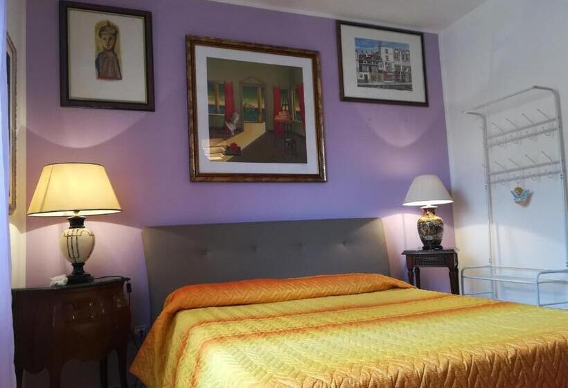 Standard room with outdoor bath, Domus Aurea