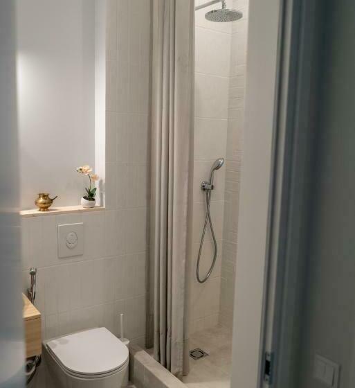 اتاق لوکس, Mai Ram Yoga House