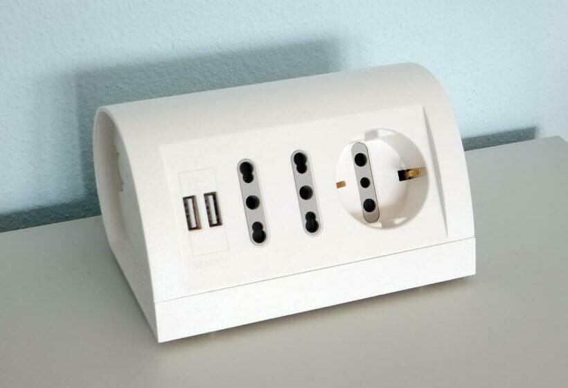 اتاق لوکس سه تخته, Villa Bruna