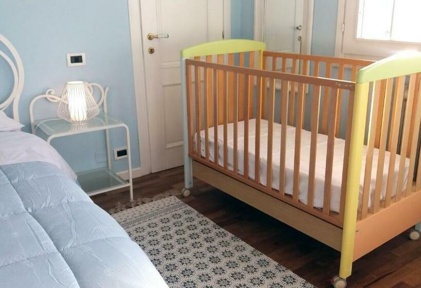 اتاق لوکس سه تخته, Villa Bruna