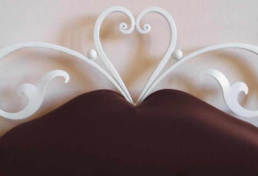 اتاق لوکس, Villa Bruna