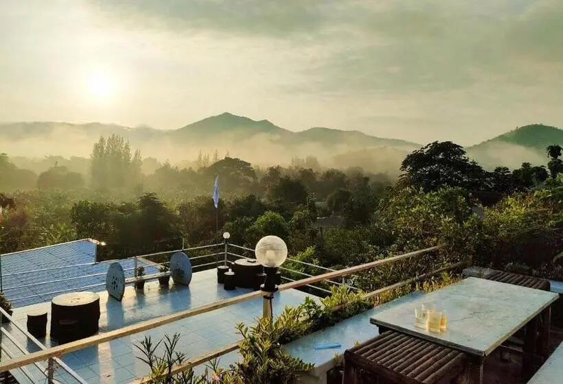 スタンダードトリプルルーム, Baan Mai Hom Resort Suan Phueng