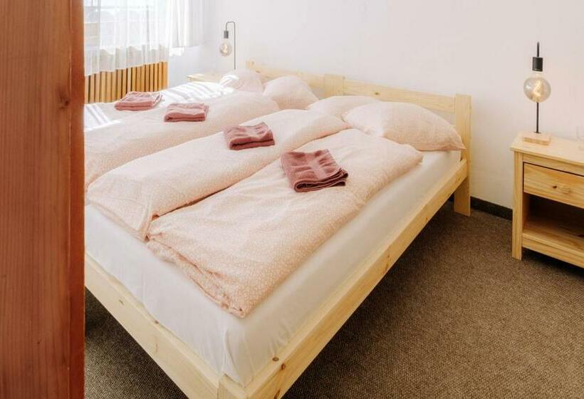 ファミリールーム, Chata Pod Sedlom čertovica