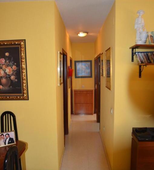 اتاق استاندارد یک نفره, Habitacion Centro Historico Malaga