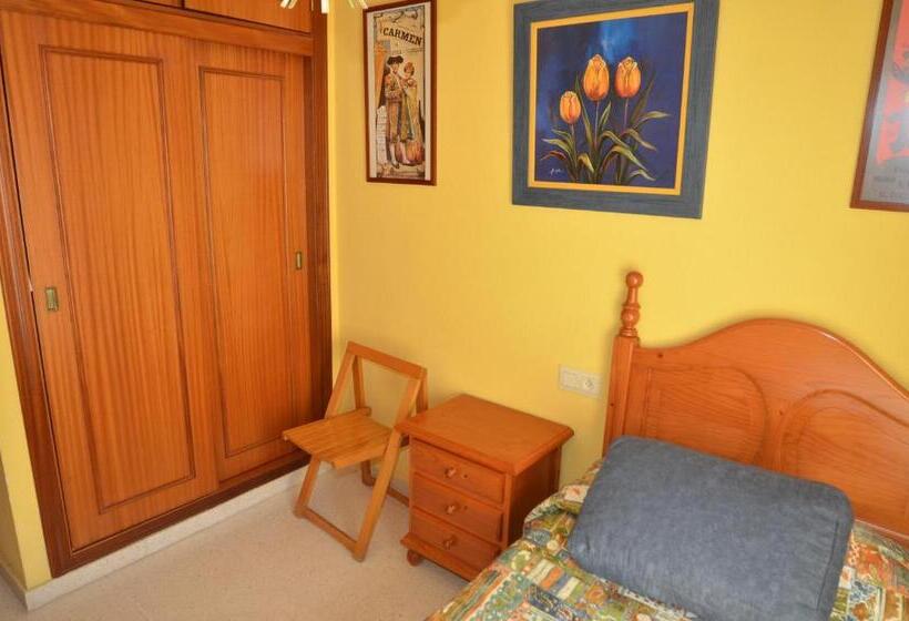 اتاق استاندارد یک نفره, Habitacion Centro Historico Malaga