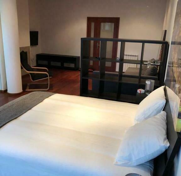 استودیوی استاندارد, Metro Heroismo Residence