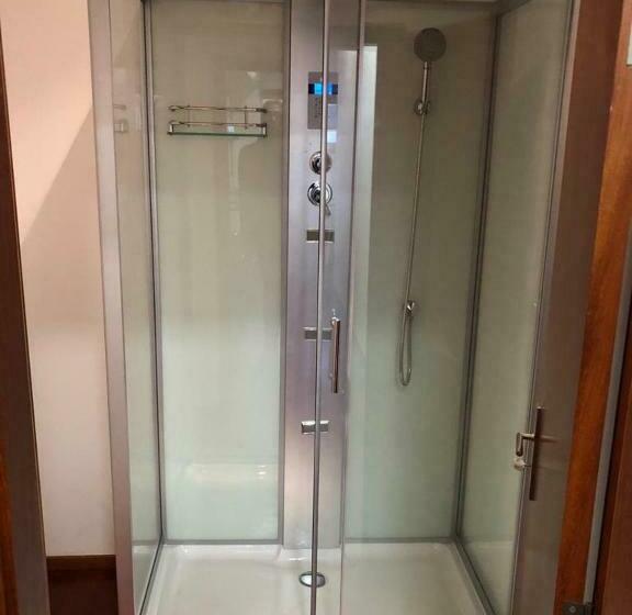 استودیوی استاندارد, Metro Heroismo Residence