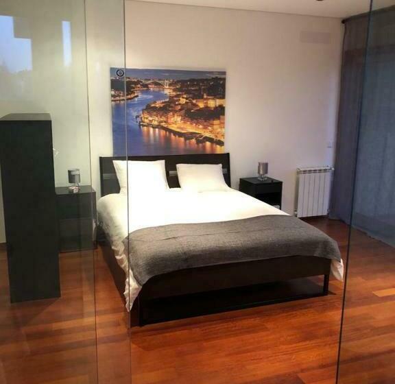 استودیوی استاندارد, Metro Heroismo Residence