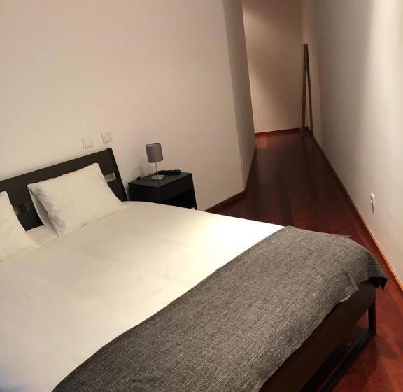 اتاق لوکس, Metro Heroismo Residence