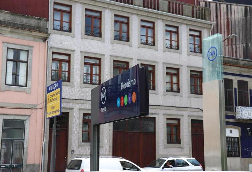 استودیوی استاندارد, Metro Heroismo Residence