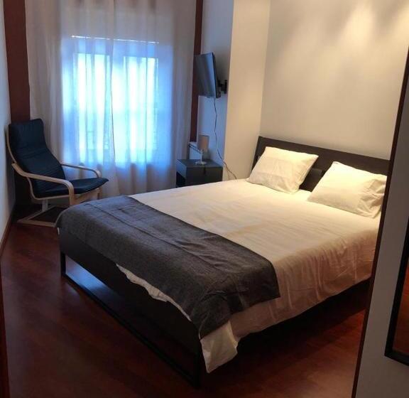 اتاق لوکس, Metro Heroismo Residence