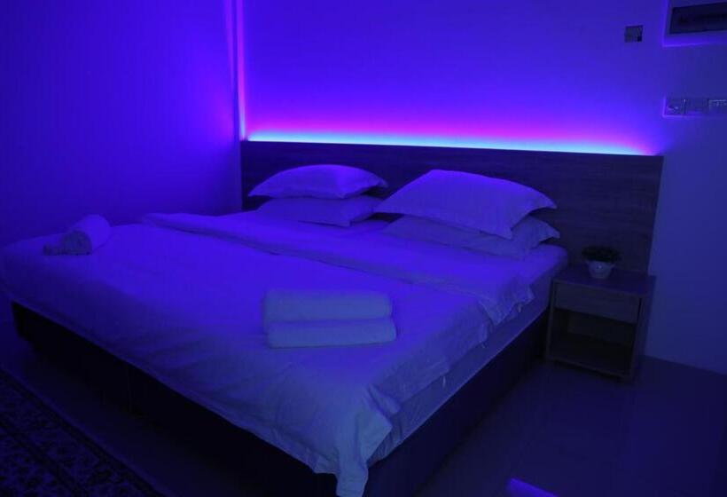 اتاق استاندارد, Moodhu Surf House