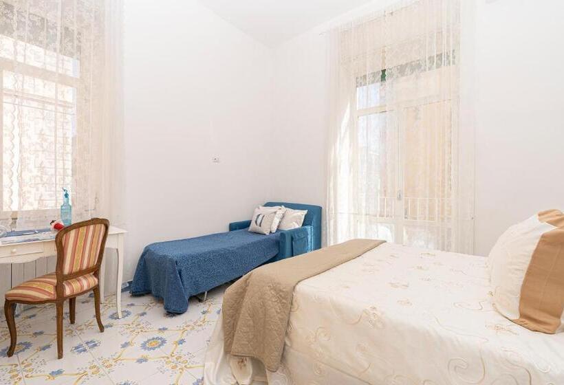 اتاق لوکس, Napulitandream