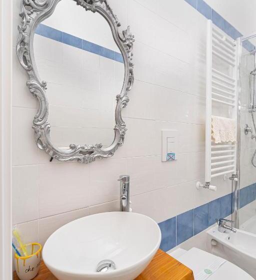 اتاق لوکس, Napulitandream