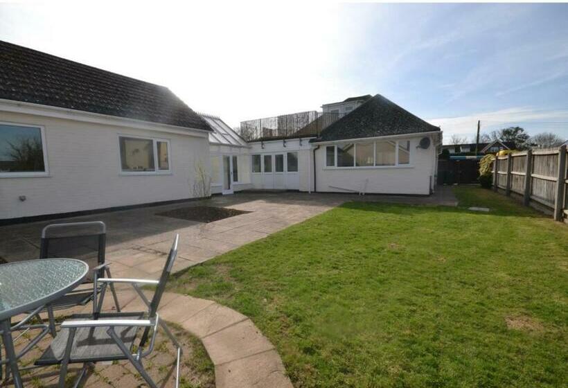 חדר דלוקס, Stanwell Stansted Airport