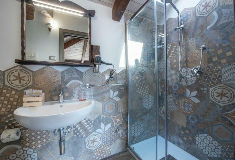 Quarto Estandar, Il Casale Del Contadino